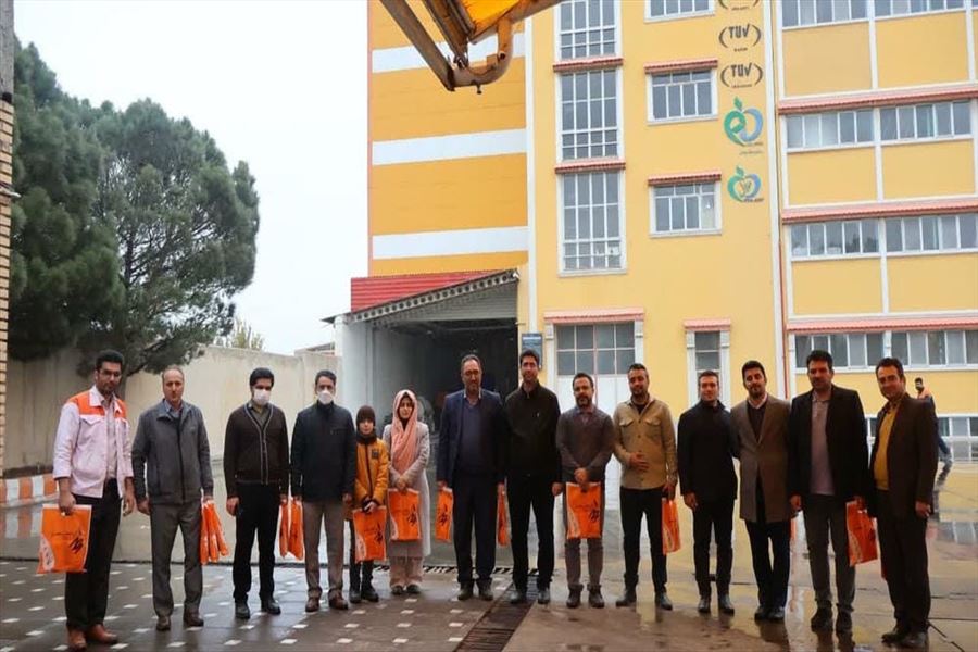 بمناسبت فرا رسیدن هفته پژوهش جمعی از اساتید دانشگاه بناب از کارخانه آرد اطهر شهرستان بناب در راستای بازدیدهای راهیان پیشرفت، دیدار نمودند.